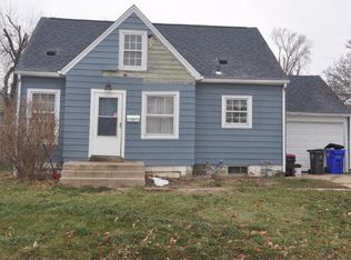 2934 D Ave NE, Cedar Rapids, IA 52402