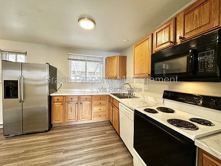 3801 E 117th Ave — Photo 6