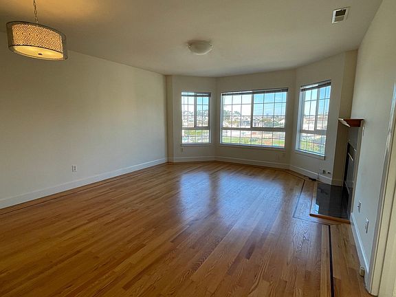 2nd image of 438 Russia Ave