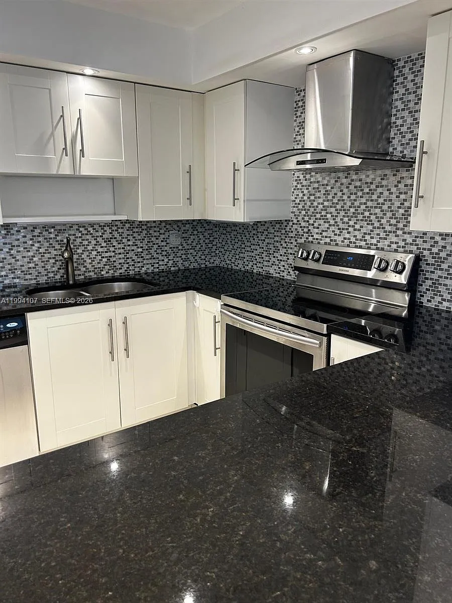Building Photo - 501 Three Islands Blvd #108