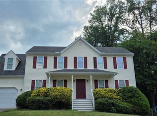 6024 Walking Path Ln, Midlothian, VA 23112