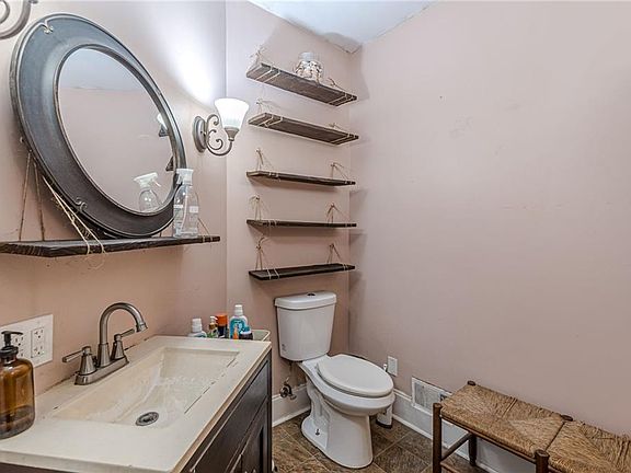 3rd image of 3300 Union Church Rd SW