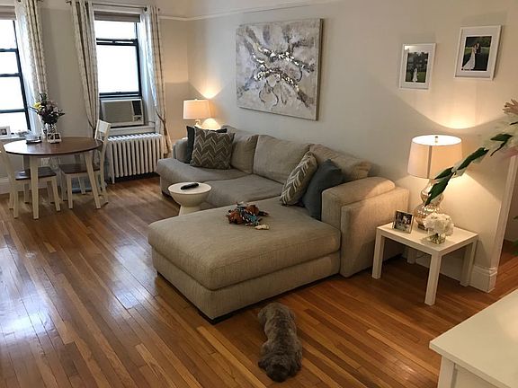 2nd image of 210 E 75th St APT 6E