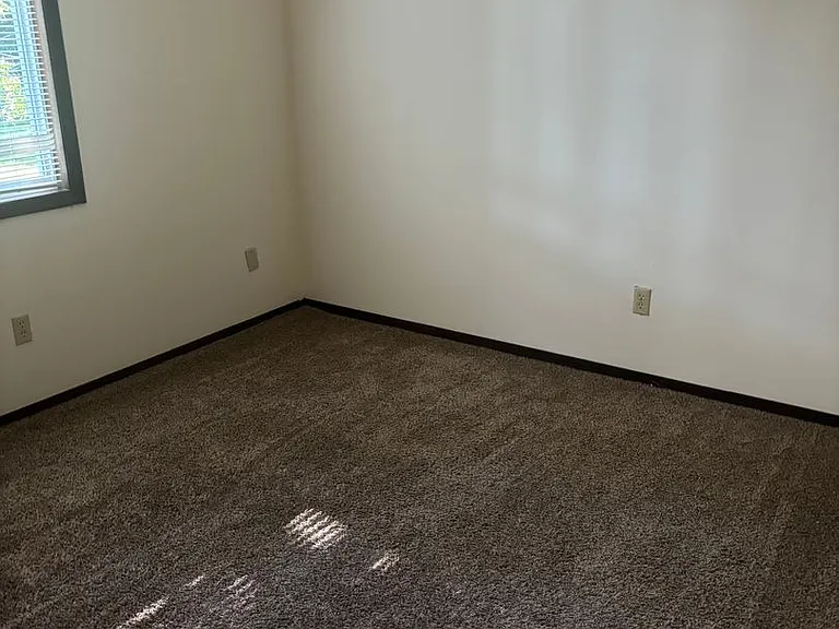 580 Knowlton St #101-204 — Photo 17