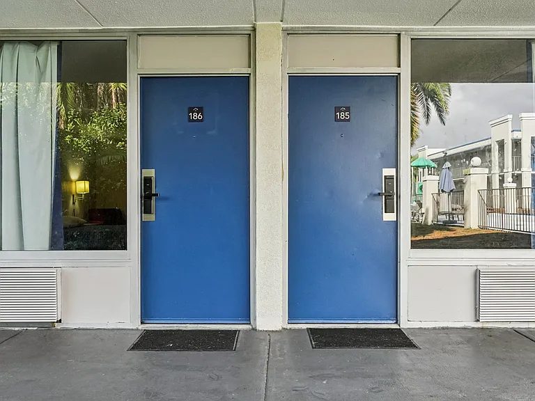 Stayable Lakeland — Photo 21