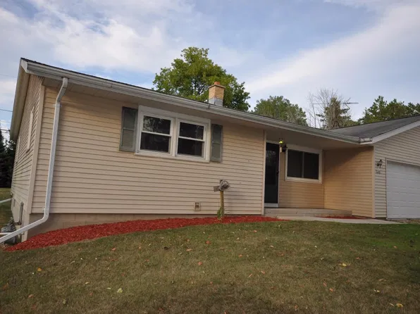 3400 State Road 33 E, West Bend, WI 53090