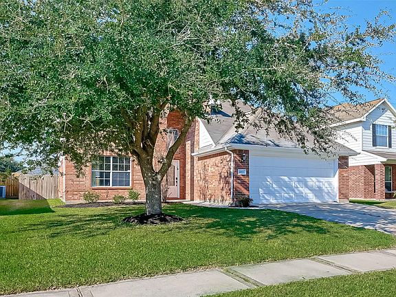 2nd image of 6923 Fountain Lilly Dr