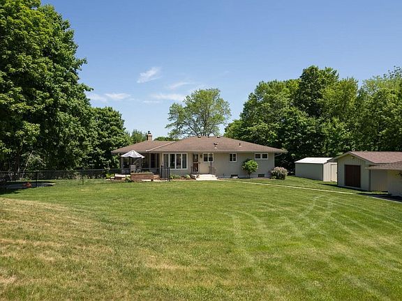 4th image of 6416 Crofoot Ave NW