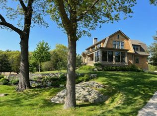 20 Friedenfels St, Salisbury, MA 01952