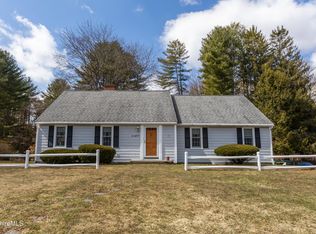 156 E New Lenox Rd, Pittsfield, MA 01201