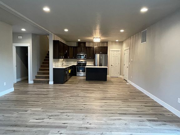 4th image of 1252 NW Terre View Dr