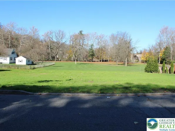 1837 Norwood St, Bethlehem, PA 18015