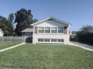 102 Meadow Rd, Oak Ridge, TN 37830