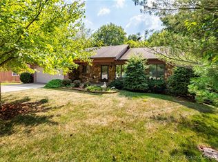 205 Lancaster Cir, New Albany, IN 47150
