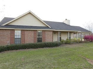 2225 Ceasarville Rd, Wetumpka, AL 36092