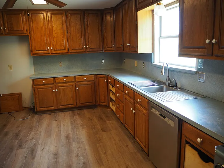 7118 FM 2931 — Photo 12