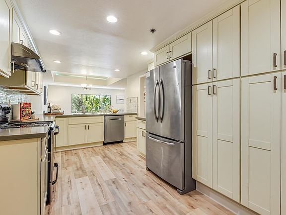 5th image of 440 Cesano Ct APT 212