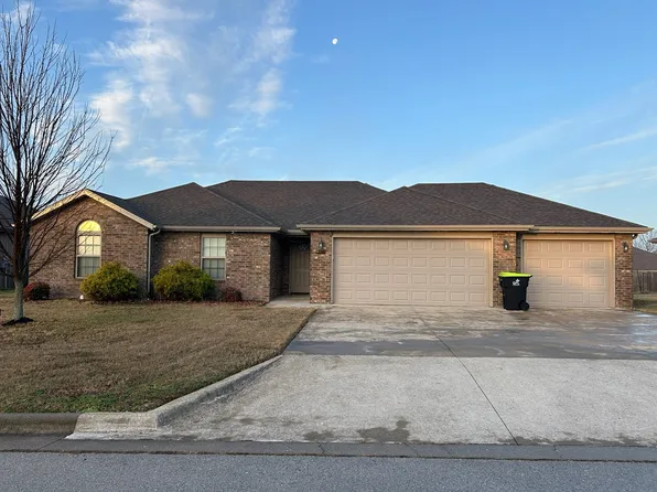 3107 N Wabash Ave, Springfield, MO 65803