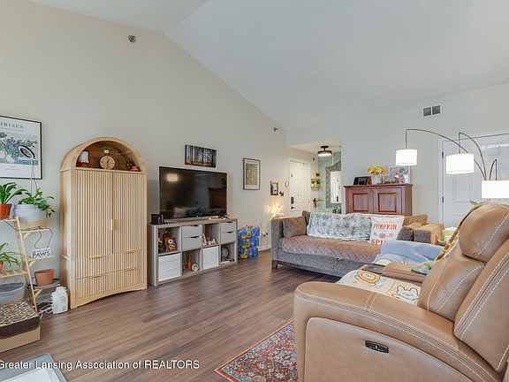 3rd image of 4452 Cricket Ridge Dr APT 202