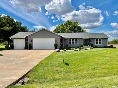 15 Trussell Rd, Jacksonville, IL, 62650