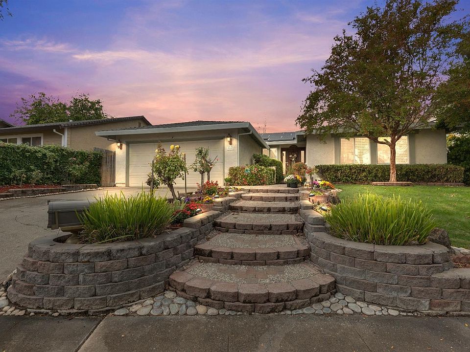 1st image of 7193 Camel Rock Way
