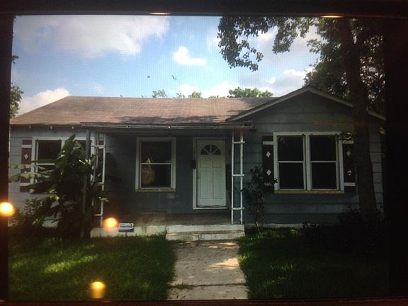 5th image of 1215 McKinley Ave