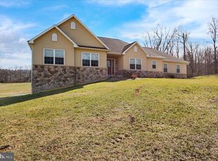 60 Cider Mill Rd, Mertztown, PA 19539