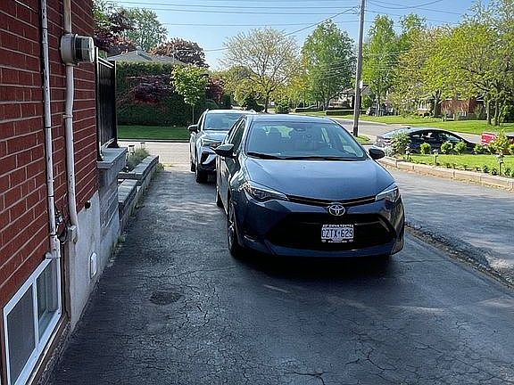 3rd image of 2403 Barclay Rd