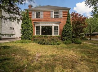 2535 Eaton Rd, University Heights, OH 44118
