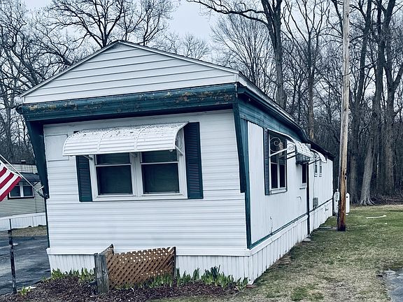 4th image of 6 Abbey Ln