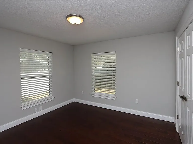 3617 Bay Heights Way — Photo 17
