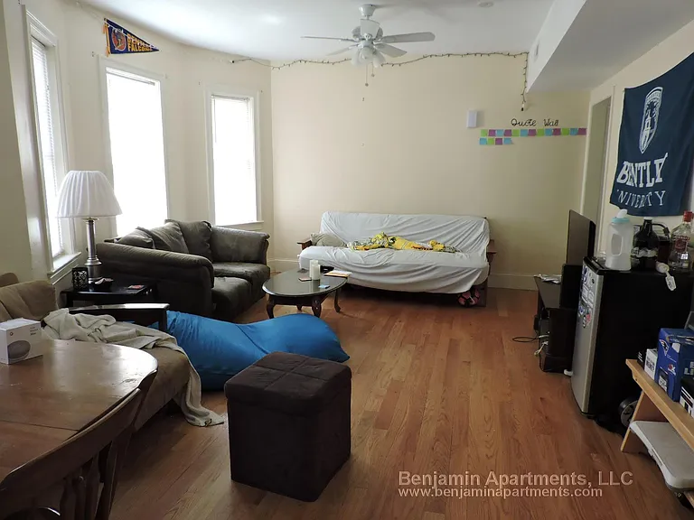 74 Brooks St #4 — Photo 7