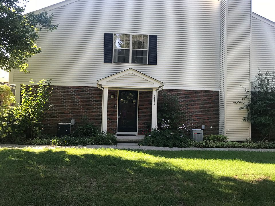 1st image of 7638 Woodview Dr #17