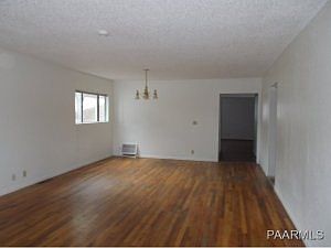 2nd image of 360 Pioneer Dr #10