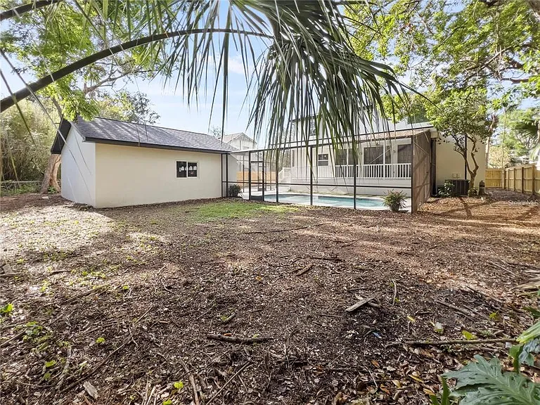 1368 Hibiscus Ave — Photo 41