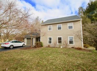 1844 Rhoda Ave, Mount Joy, PA 17552