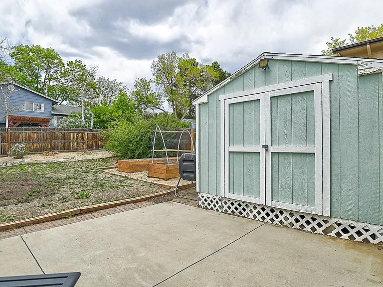 5150 Saddle Dr — Photo 30