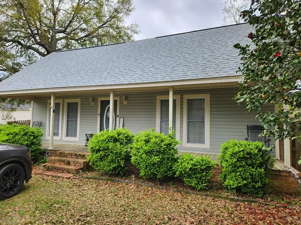 192 Jones St, Ray City, GA 31645