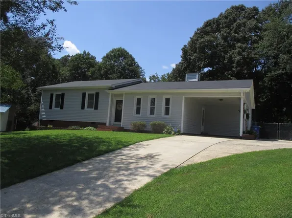 1164 Crescent Ct, Winston Salem, NC 27127