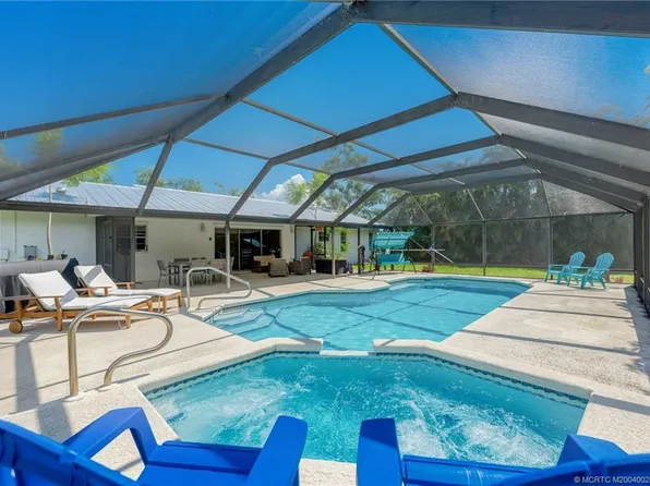 1454 SE Sunshine Ave, Port Saint Lucie, FL 34952