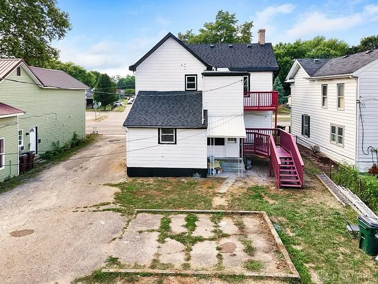 1010 S Main St — Photo 2