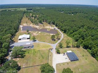9556 Dauphin Island Pkwy, Theodore, AL 36582