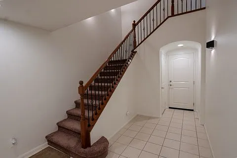 2 bed, 1602 sqft, $2,700 — Photo 4