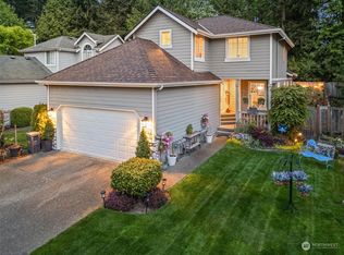 18925 1st Ave SE, Bothell, WA 98012