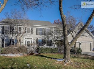 12505 Barton St, Overland Park, KS 66213