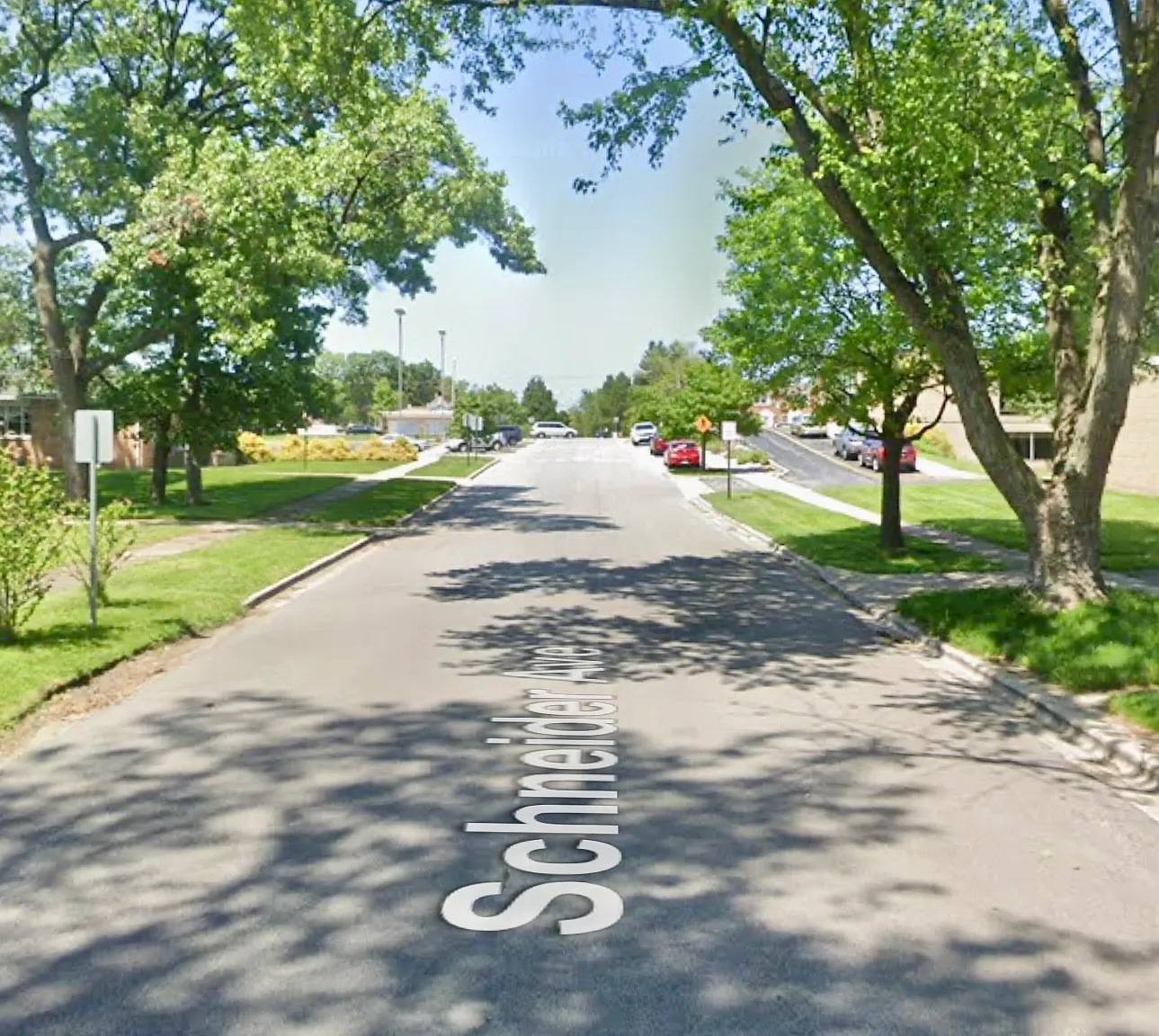 3 bed, 2340 sqft, $1,895 — Photo 2