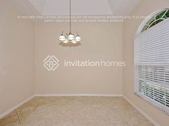 4th image of 371 Lynbrooke Ln