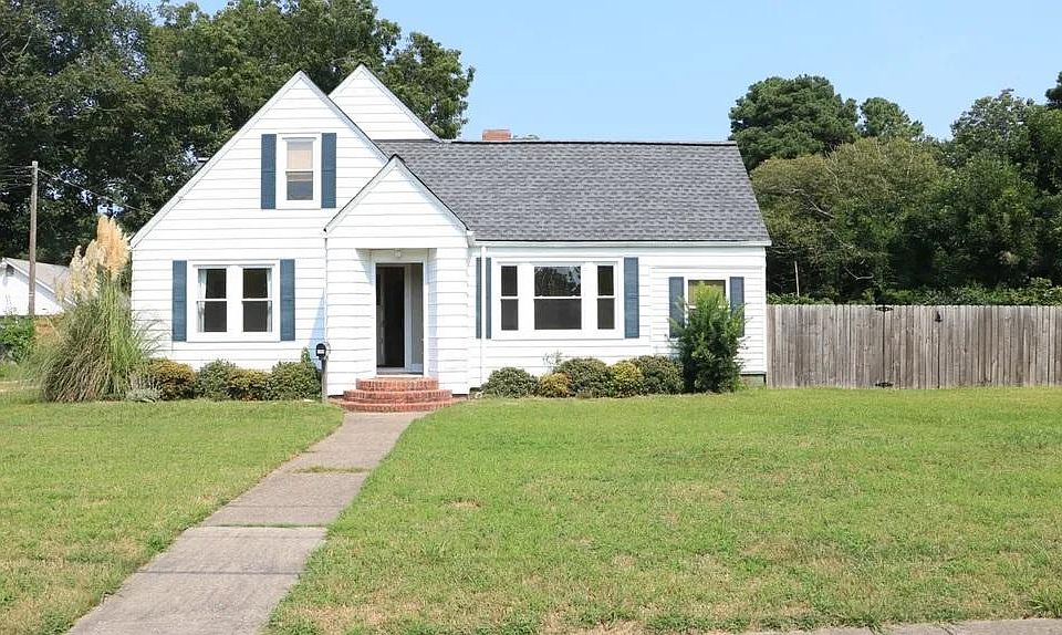 1st image of 748 Mayfield Ave