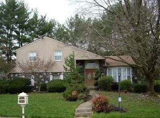 822 Black Angus Ln, Huntingdon Valley, PA 19006