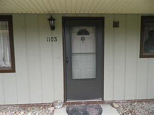 1st image of 1103 Edgewater Dr